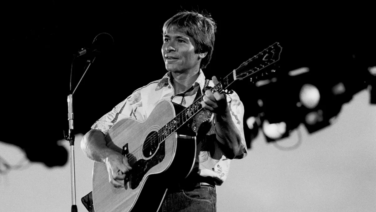 “The Heartfelt Inspiration Behind John Denver’s ‘Sunshine on My Shoulders'”