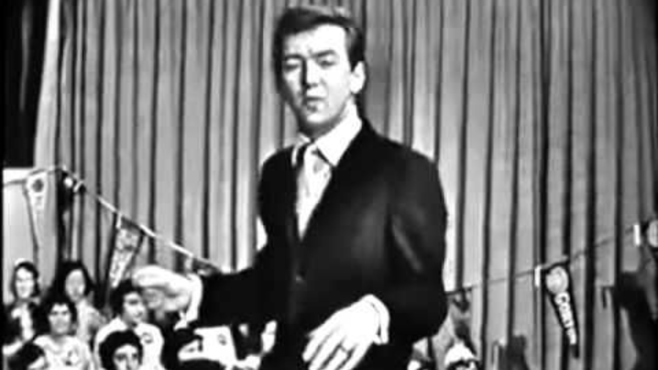 “The Energetic Beat of ‘Splish Splash’: Bobby Darin’s Musical Legacy”