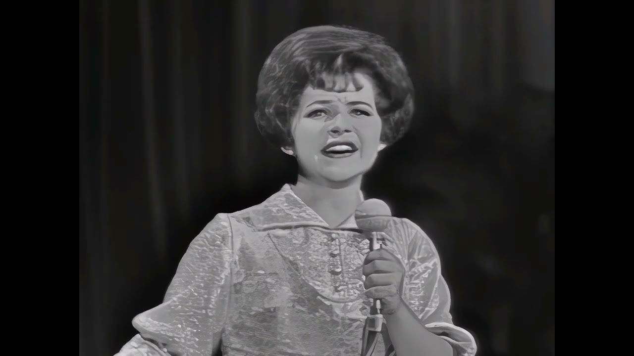 “Brenda Lee’s Melancholy Masterpiece: The Legacy of ‘All Alone Am I’”