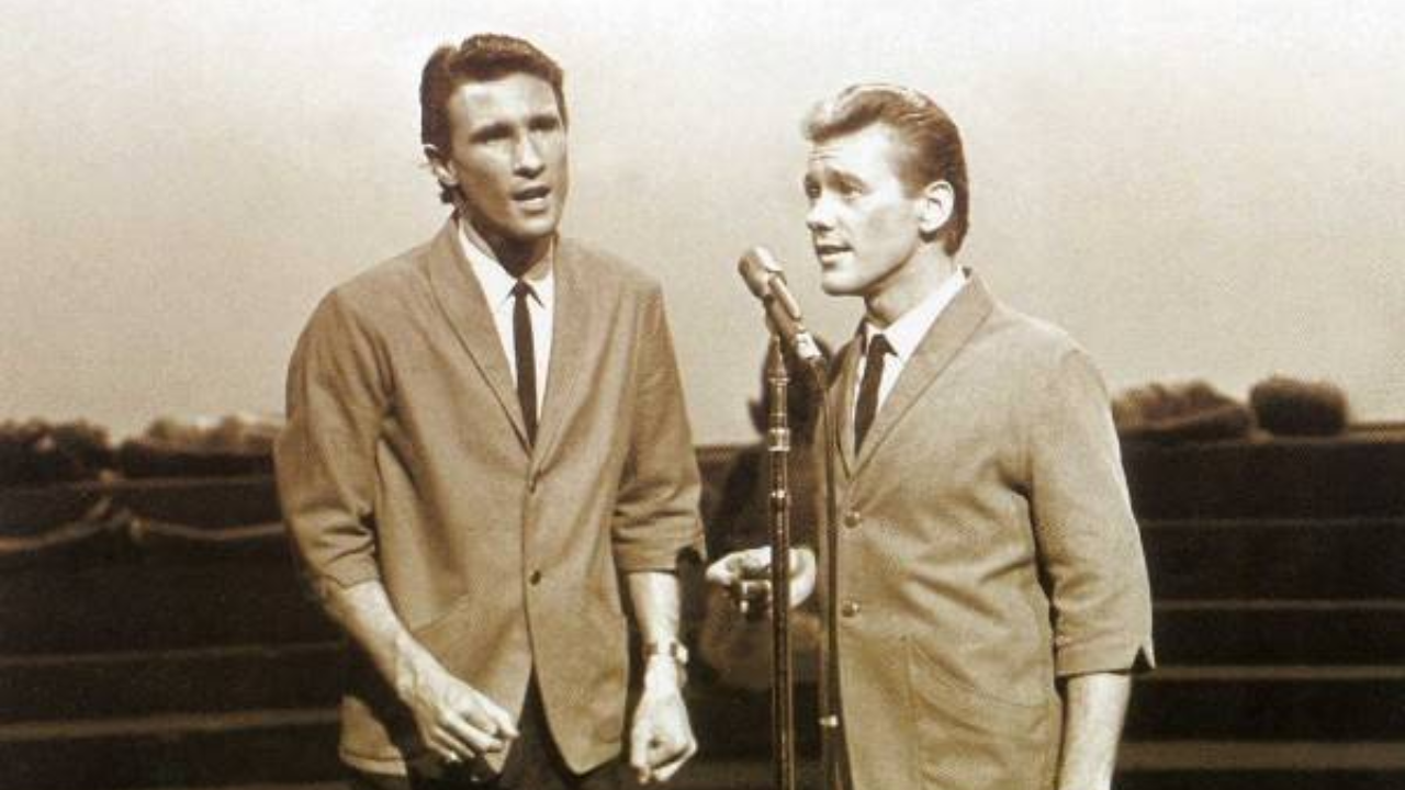 “The Righteous Brothers: A Soulful Legacy of Inspiration and Timeless Melodies”