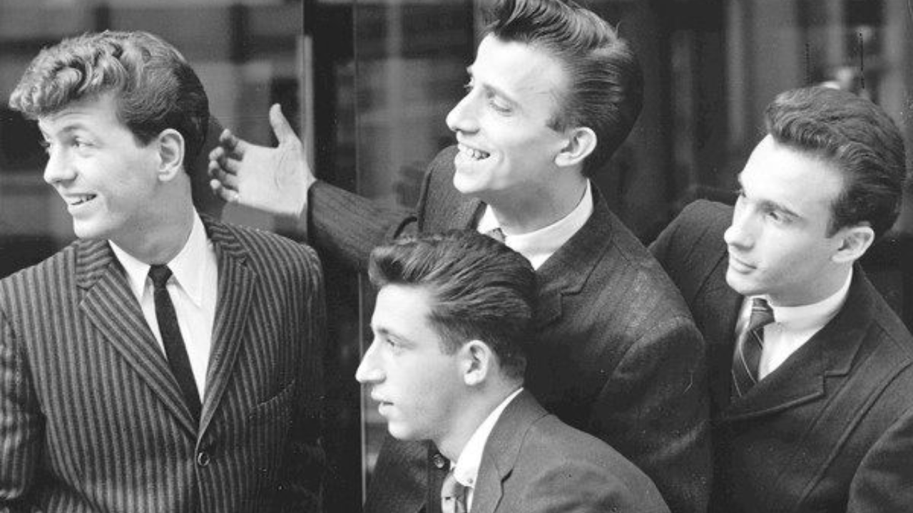 “The Vocal Brilliance of Dion: A Spotlight on ‘I Wonder Why'”