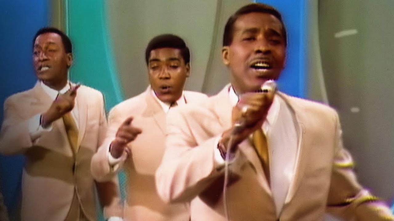 “The Vocal Harmony of the Four Tops: Exploring ‘Reach Out I’ll Be There'”