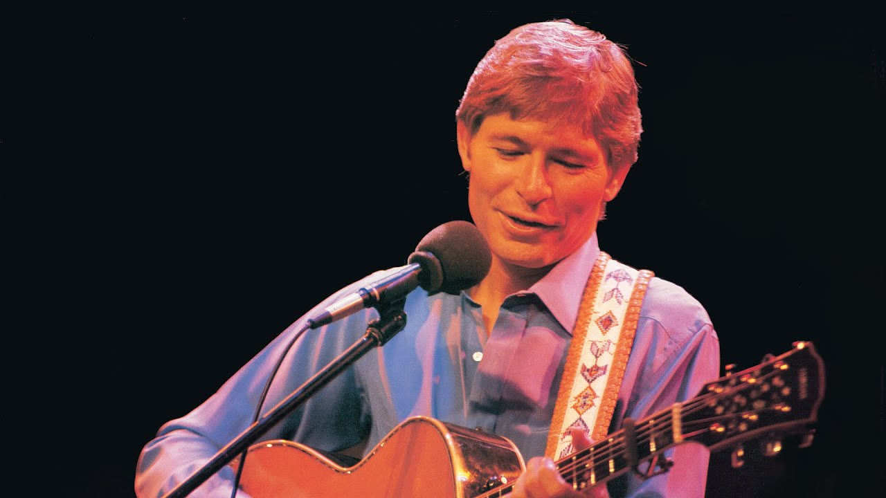 “John Denver’s Musical Sunshine: The Legacy of ‘Sunshine On My Shoulders'”