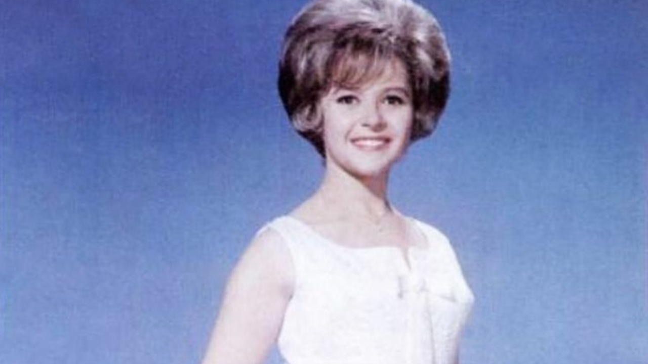 “Brenda Lee’s ‘I’m Sorry’: A Powerful Expression of Love and Loss”