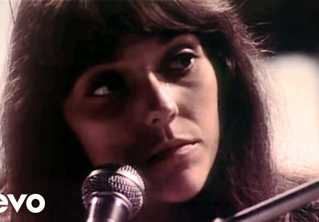 The Carpenters’ “Rainy Days and Mondays”: A Nostalgic Journey Through Melancholy