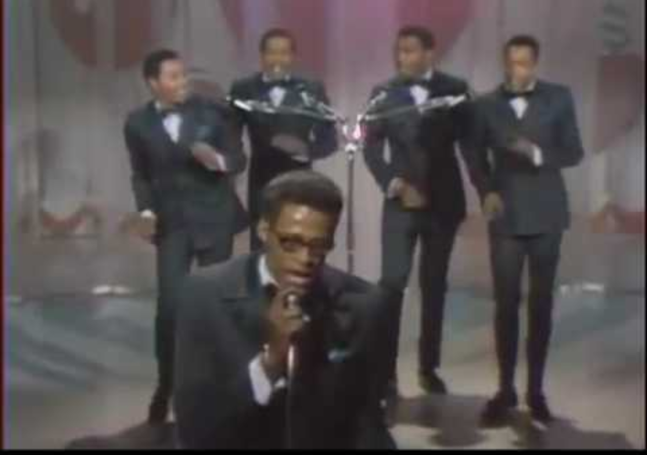 Whispers of Heartache: The Soulful Cry in The Temptations’ ‘I Wish It Would Rain’