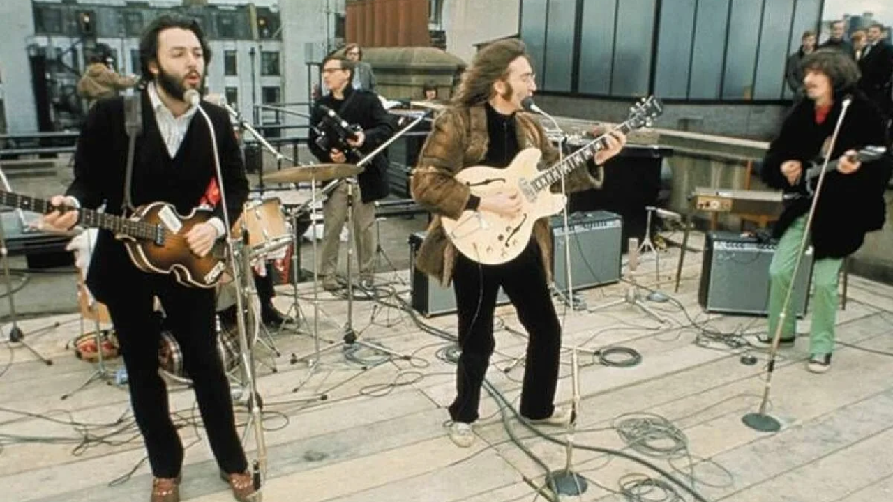 “The Beatles’ ‘Don’t Let Me Down’: An Iconic Moment in Music History”