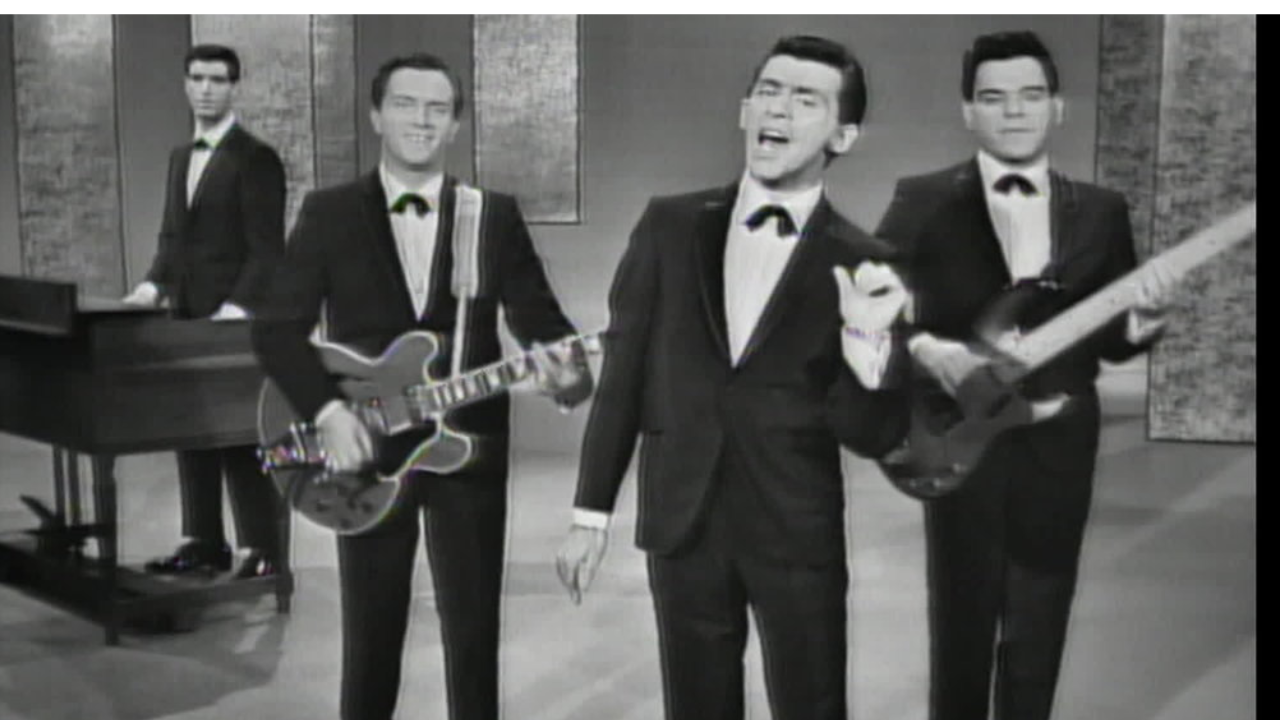 The Pain of Lost Love: How Beggin’ Feels Like a Heart’s Last Hope