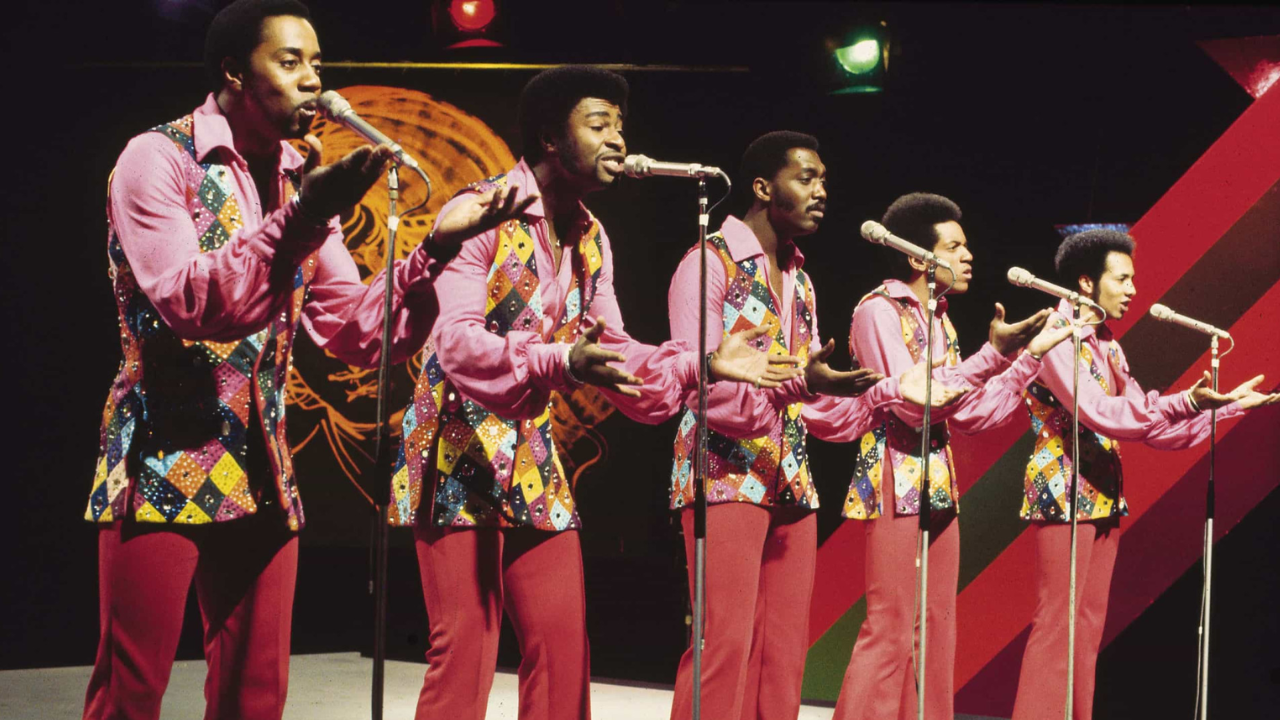 “Rediscovering ‘Papa Was a Rolling Stone’: The Timeless Appeal of The Temptations”