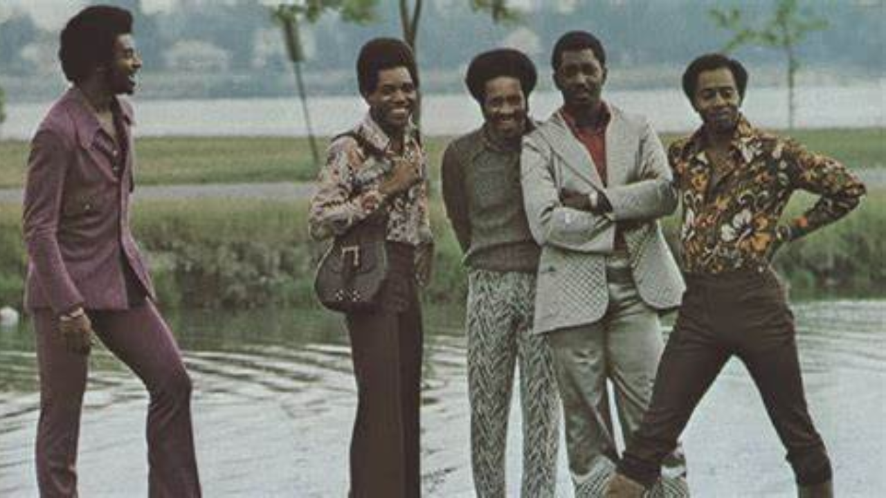 Papa Was a Rolling Stone: A Tale of a Man Who Rolled Through Life, Unbound