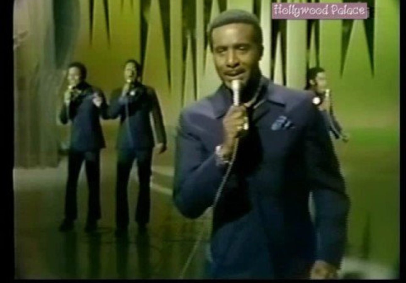 “The Four Tops’ ‘I Can’t Help Myself’: A Nostalgic Journey Through Motown’s Golden Era”