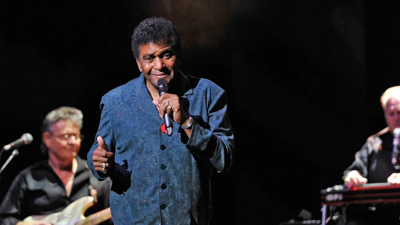 “Charley Pride’s ‘All I Have to Offer You (Is Me)’: A Humble Ballad That Touched Millions”