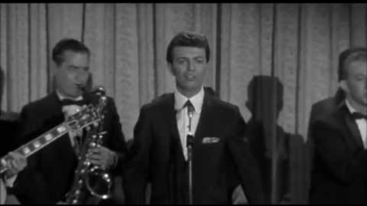 “From Doo-Wop to Rock Legend: The Legacy of Dion’s ‘The Wanderer’”