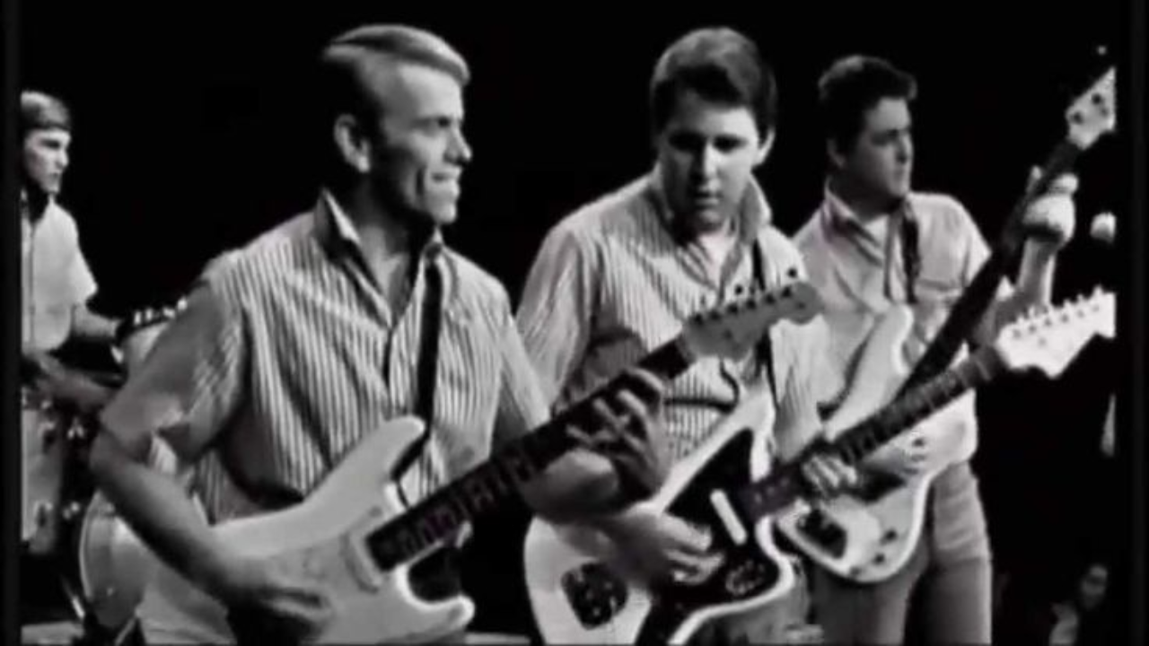 “The Beach Boys and ‘Fun Fun Fun’: A Recipe for Pure Nostalgic Joy”
