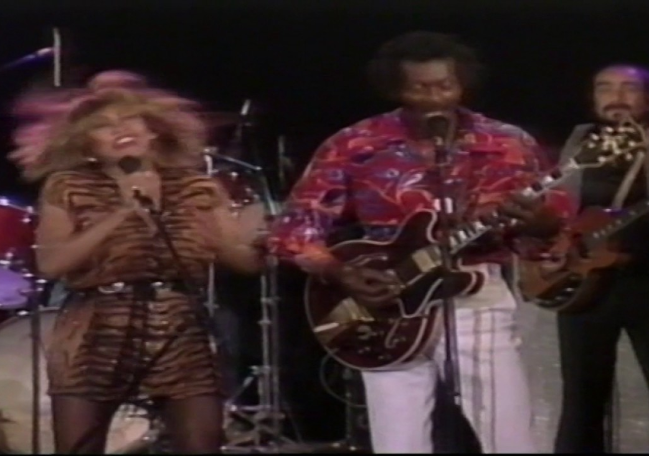 Unforgettable Performance: Tina Turner & Chuck Berry’s “Rock and Roll Music”