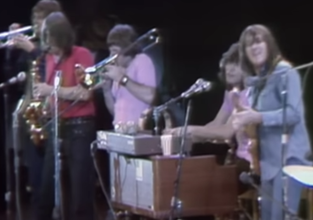 Colour My World – Chicago (1971)