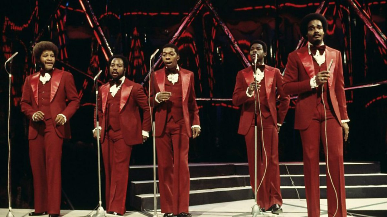You Make Me Feel Brand New – The Stylistics (1974)