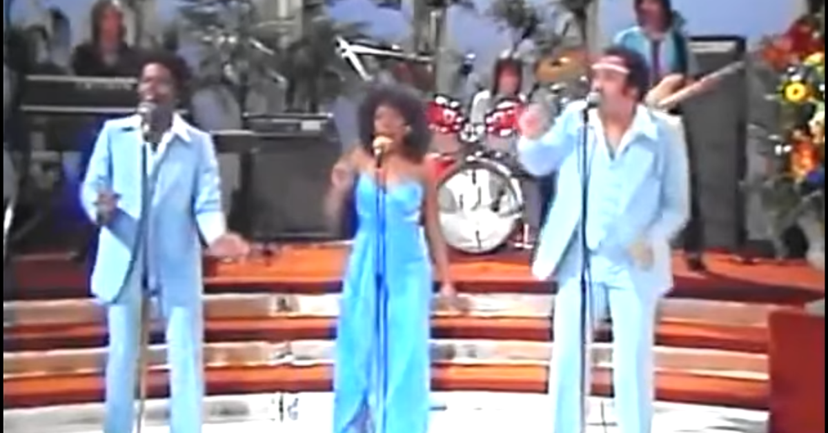 Rock the Boat – Hues Corporation (1974)